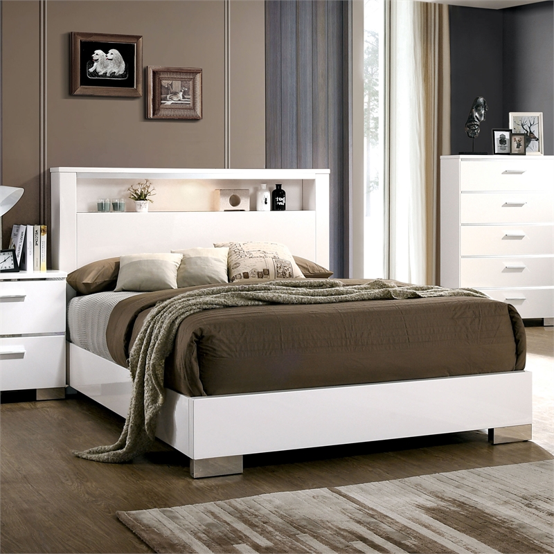 Bowery Hill Contemporary Wood Queen Bed with LED in White Lacquer Finish