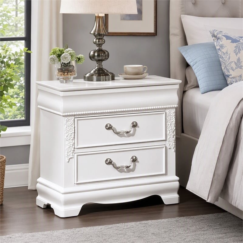 Bowery Hill Transitional 2-Drawer Nightstand with USB Port in White
