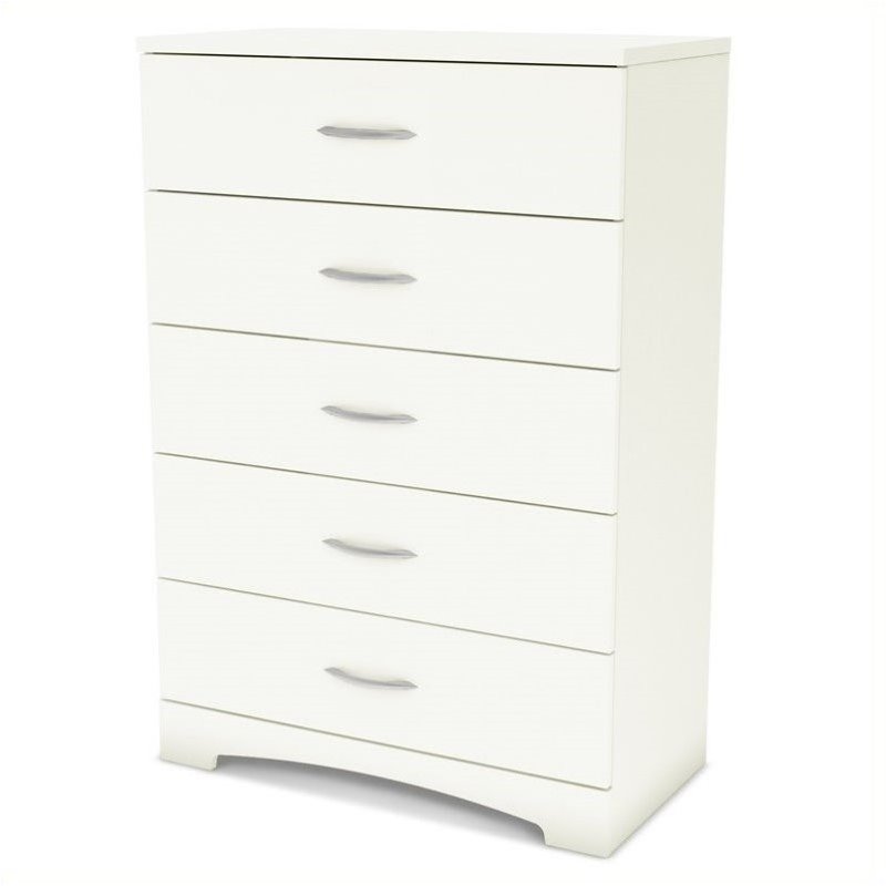 Pemberly Row 5 Drawer Chest in Pure White Finish