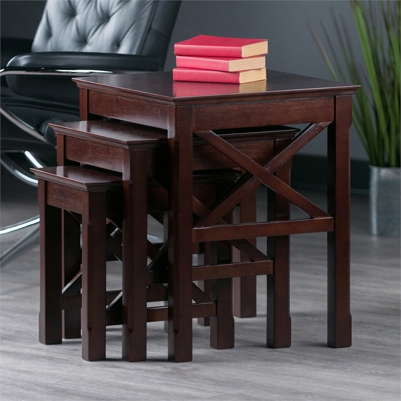 Pemberly Row 3-Piece Transitional Solid Wood Nesting Table in Cappuccino