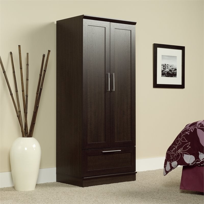 Pemberly Row Modern Engineered Wood Wardrobe Armoire with 1-Drawer in Dakota Oak