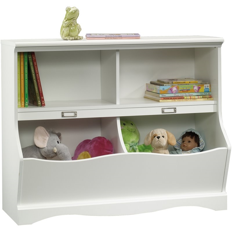 Pemberly Row Traditional Engineered Wood Bookcase/Footboard in White