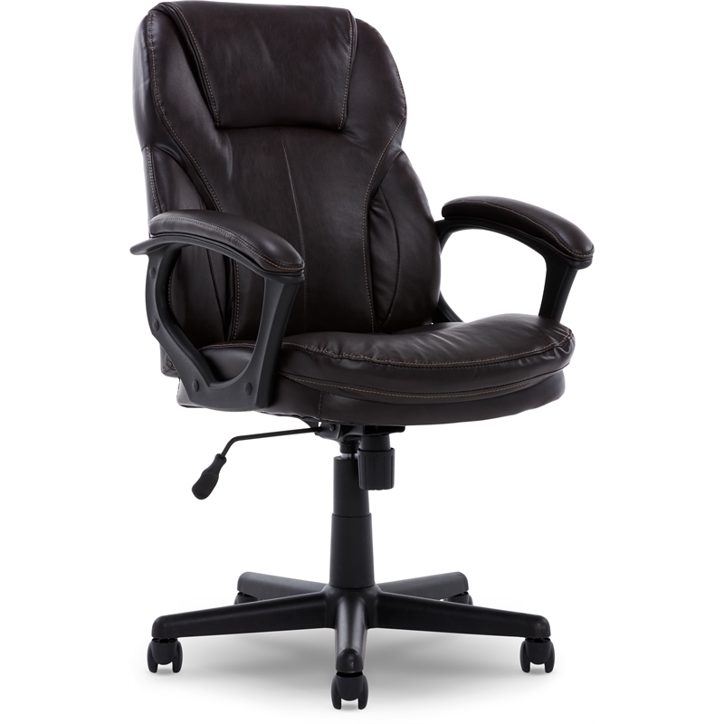 Pemberly Row Traditional Faux Leather Managers Office Chair in Chestnut Brown