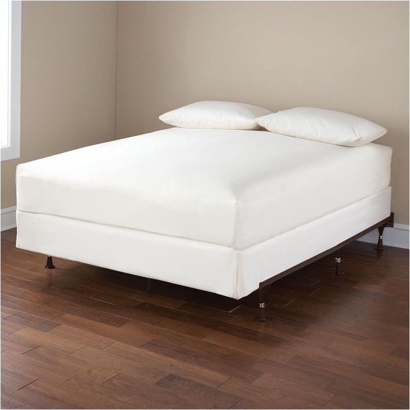 Pemberly Row Universal Adjustable Metal Bed Frame PR491625