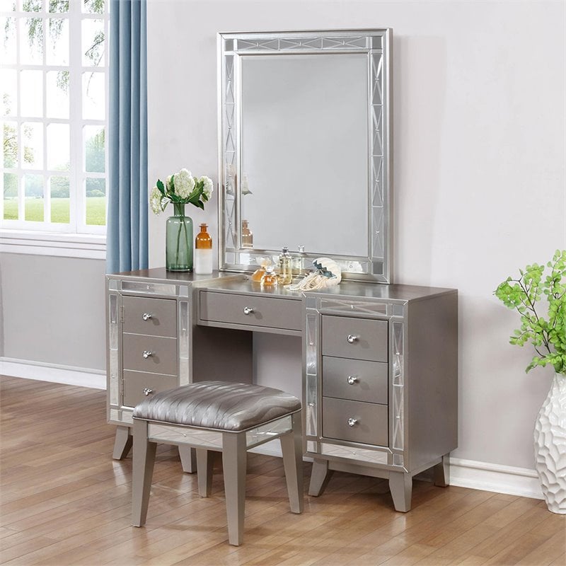Grey bedroom vanity hotsell