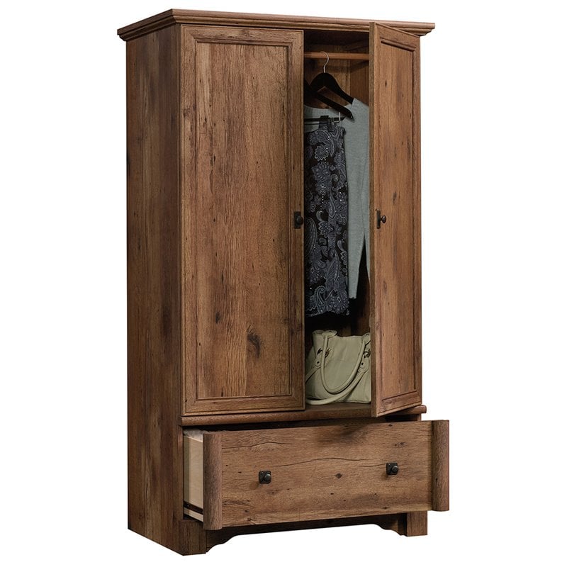 Pemberly Row Traditional Engineered Wood Bedroom Armoire with Garment Rod in Oak
