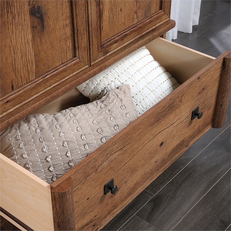 Pemberly Row Traditional Engineered Wood Bedroom Armoire with Garment Rod in Oak