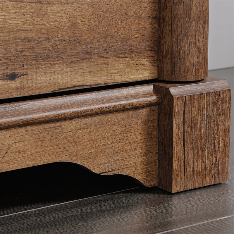 Pemberly Row Traditional Engineered Wood Bedroom Armoire with Garment Rod in Oak