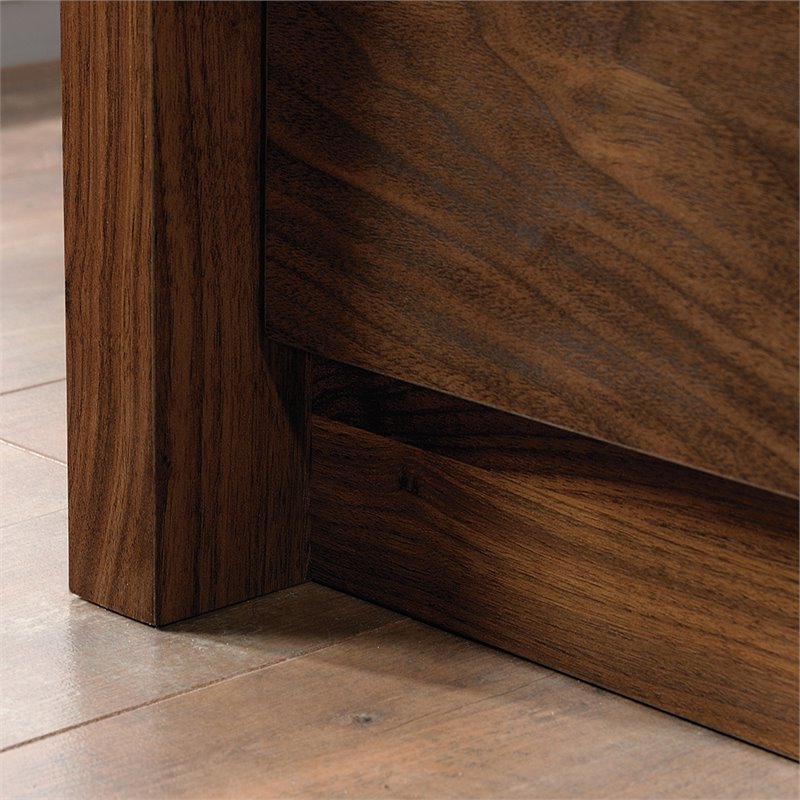 Pemberly Row Traditional Engineered Wood 6-Drawer Bedroom Dresser - Grand Walnut