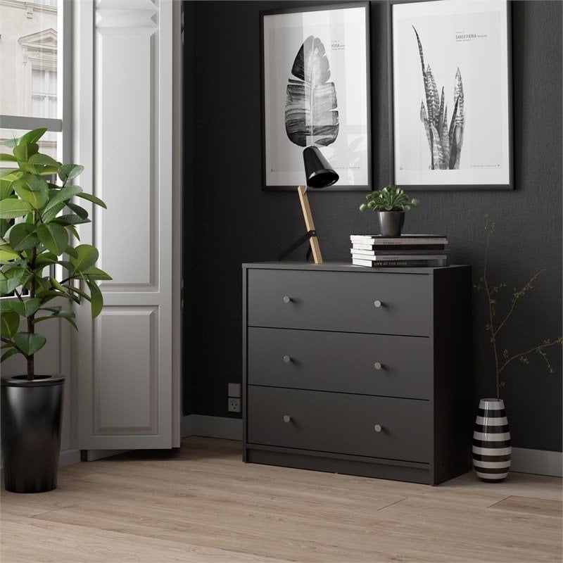 Pemberly Row Traditional 3-Drawer Engineered Wood Chest in Black
