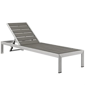 pemberly row modern aluminum outdoor chaise lounge in gray/silver