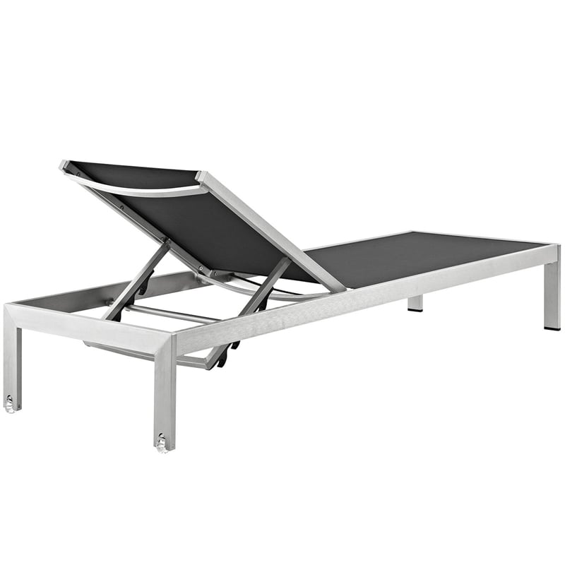 Pemberly Row Modern Aluminum Outdoor Chaise Lounge in Black/Silver