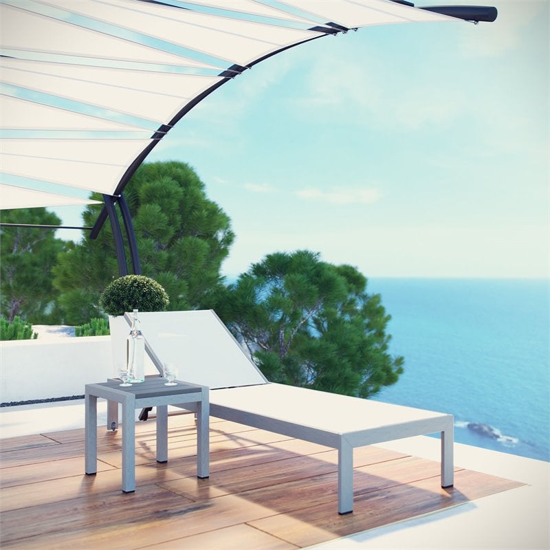 Pemberly Row 2-Piece Modern Aluminum Outdoor Set in White/Silver
