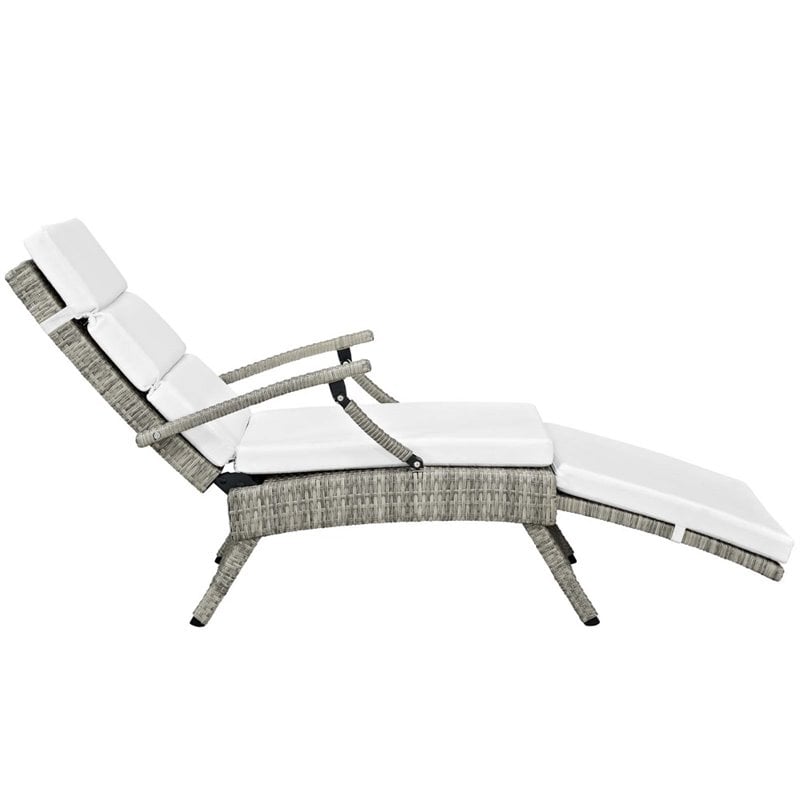 Pemberly Row Modern Wicker / Rattan Patio Lounge Chair in White