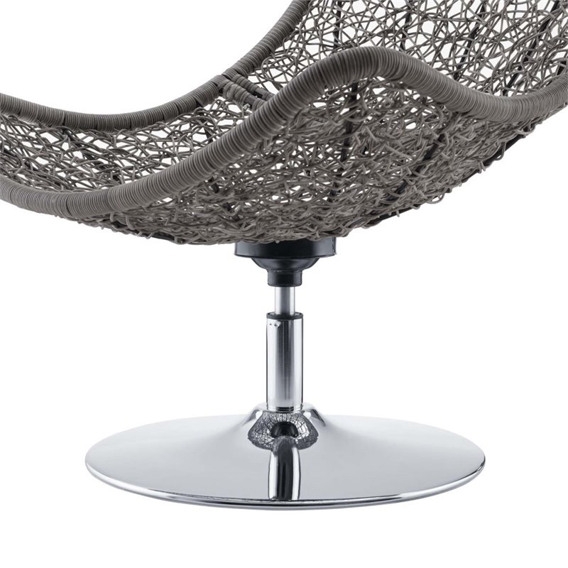 Pemberly Row Modern Fabric Patio Swivel Lounge Chair in Gray/Light Gray