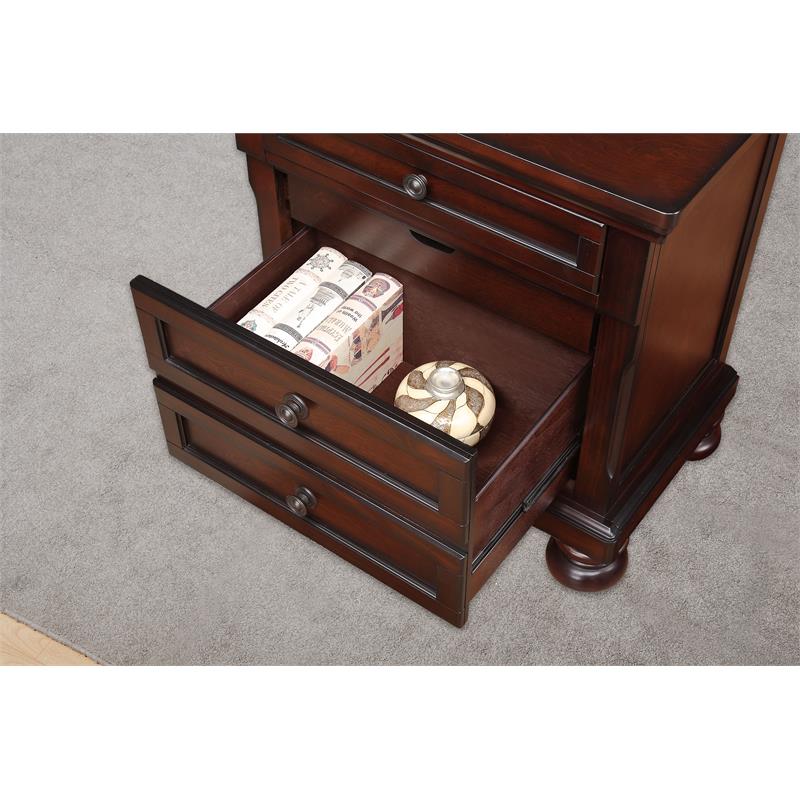Pemberly Row 3-Drawers Traditional Wood Nightstand in Brown Cherry
