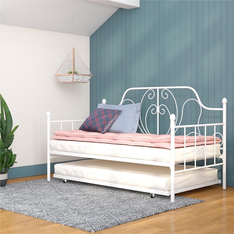 Pemberly Row Metal Daybed and Trundle in Twin over Twin in White