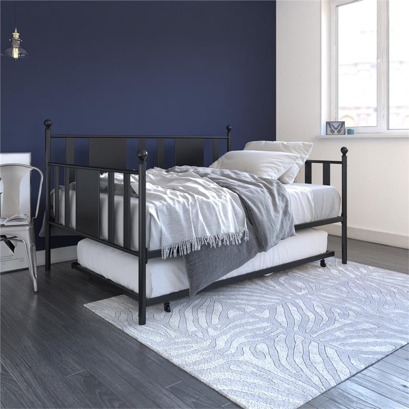 Pemberly Row Traditional Metal Full Daybed and Twin Trundle in Black