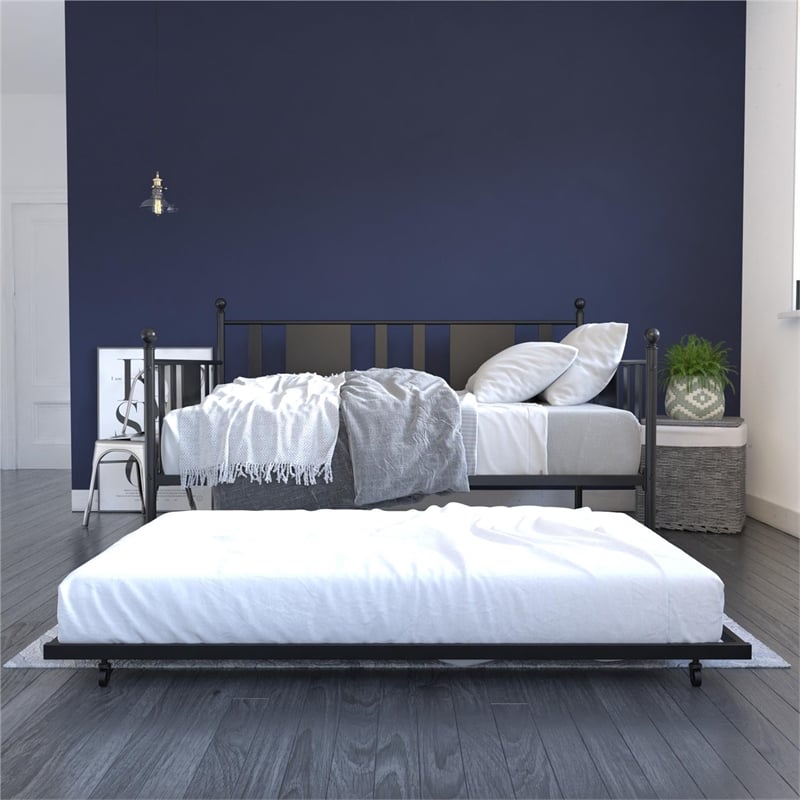 Pemberly Row Traditional Metal Full Daybed and Twin Trundle in Black