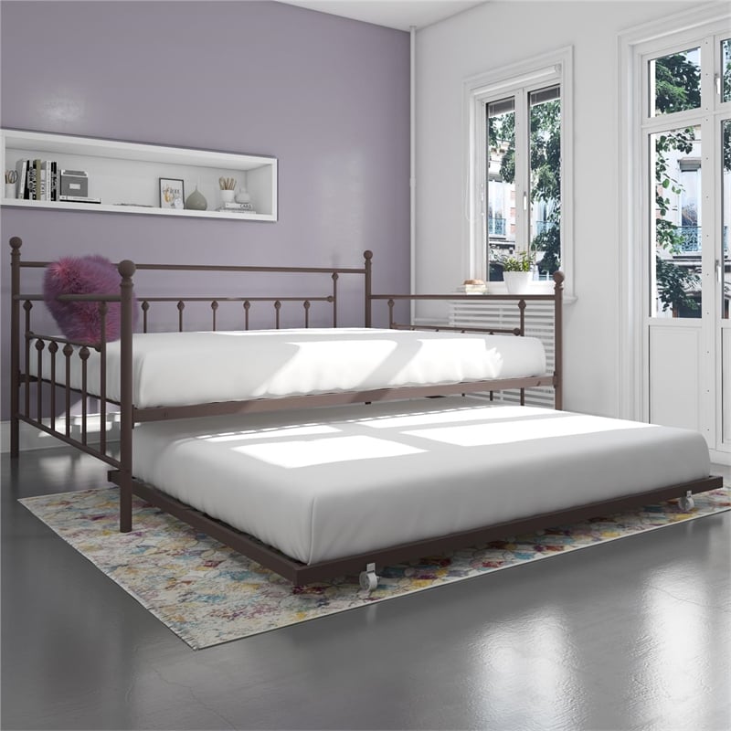 Pemberly Row Victorian Design Modern Metal Daybed and Trundle in Bronze