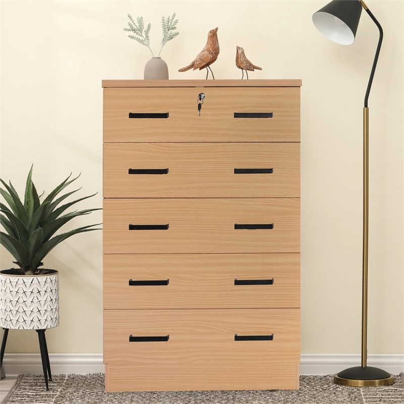 Pemberly Row Modern 5-Drawer Engineered Wood Chest Dresser with Lock in Maple
