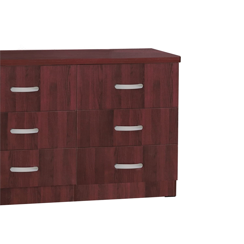 Pemberly Row Modern 6 Drawer Engineered Wood Dresser in Mahogany
