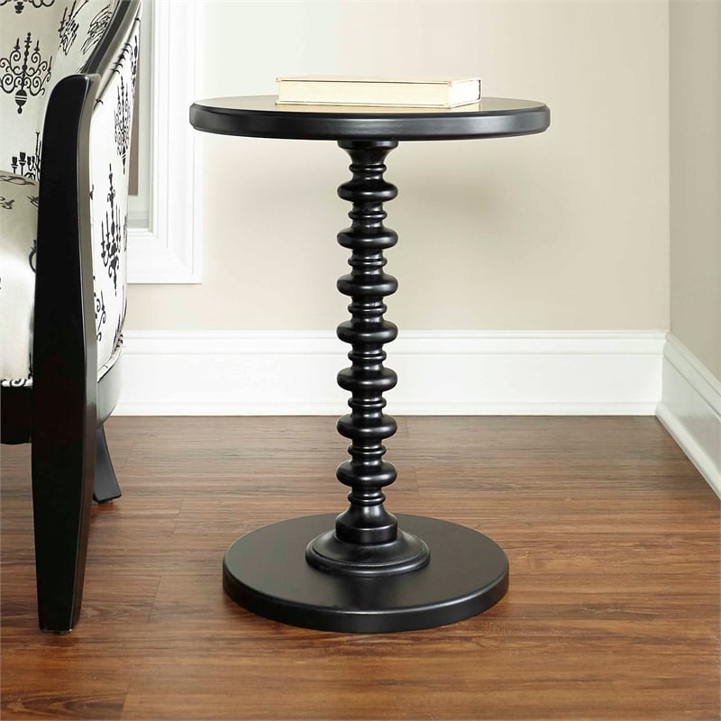 Pemberly Row Farmhouse Round Spindle Wood Accent Table in Black