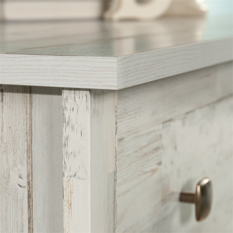 Pemberly Row Traditional 4-Drawer Engineered Wood Chest in White Plank