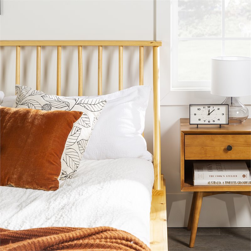 Pemberly Row Modern Solid Wood Queen Spindle Bed with Tapered Legs in Light Oak