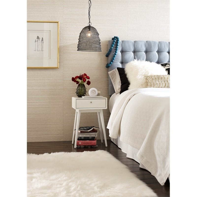 Pemberly Row Modern / Contemporary 1 Drawer End Table in French White