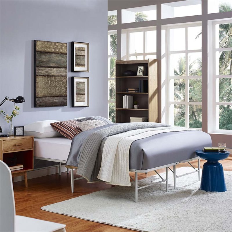 Pemberly Row Modern Stainless Steel Queen Metal Bed Frame in Gray