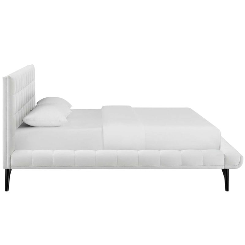 Pemberly Row Biscuit Tufted Velvet Queen Platform Bed in White