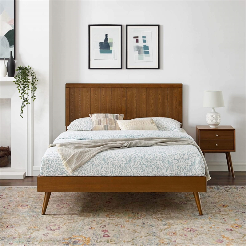 Pemberly Row Modern Wood Queen Platform Bed with Splayed Legs in Walnut