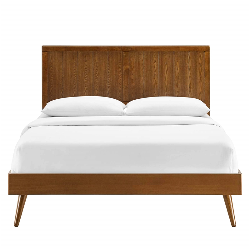 Pemberly Row Modern Wood Queen Platform Bed with Splayed Legs in Walnut