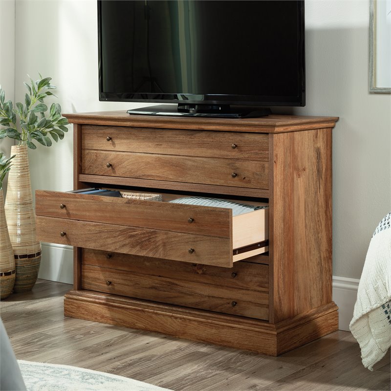 Pemberly Row 3-Drawer Traditional Engineered Wood Bedroom Chest in Brown