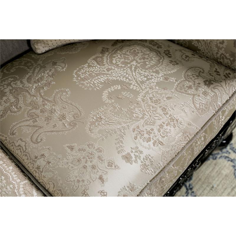 Pemberly Row Traditional Chenille Upholstered Loveseat in Ivory
