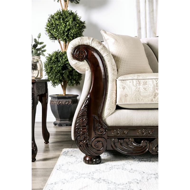 Pemberly Row Traditional Chenille Upholstered Loveseat in Ivory