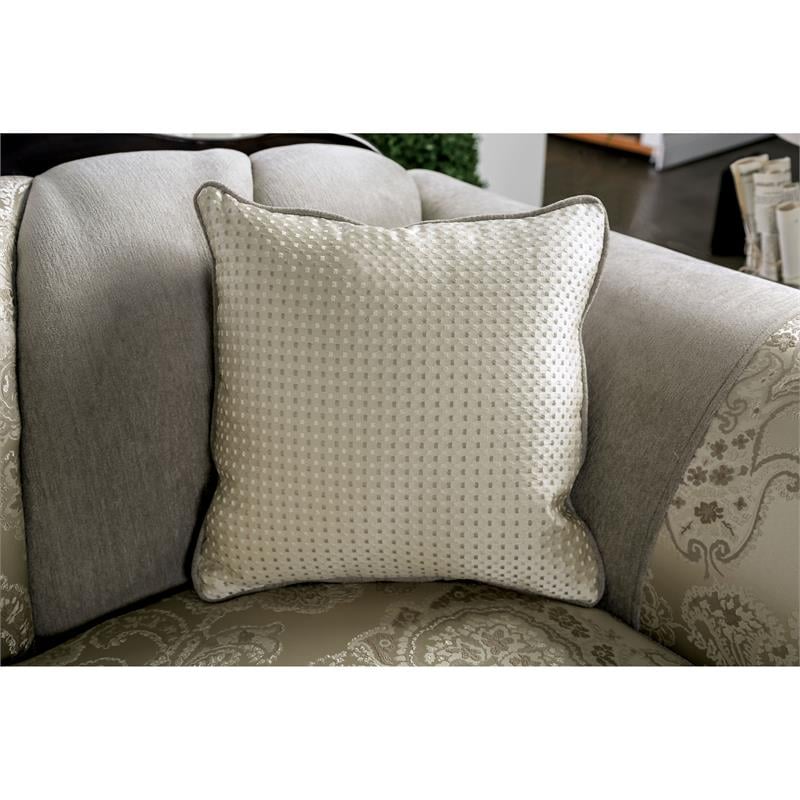 Pemberly Row Traditional Chenille Upholstered Loveseat in Ivory
