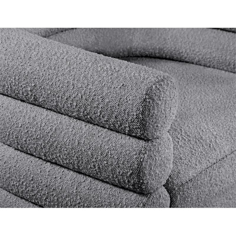 Pemberly Row Contemporary Boucle Fabric Swivel Accent Chair in Gray