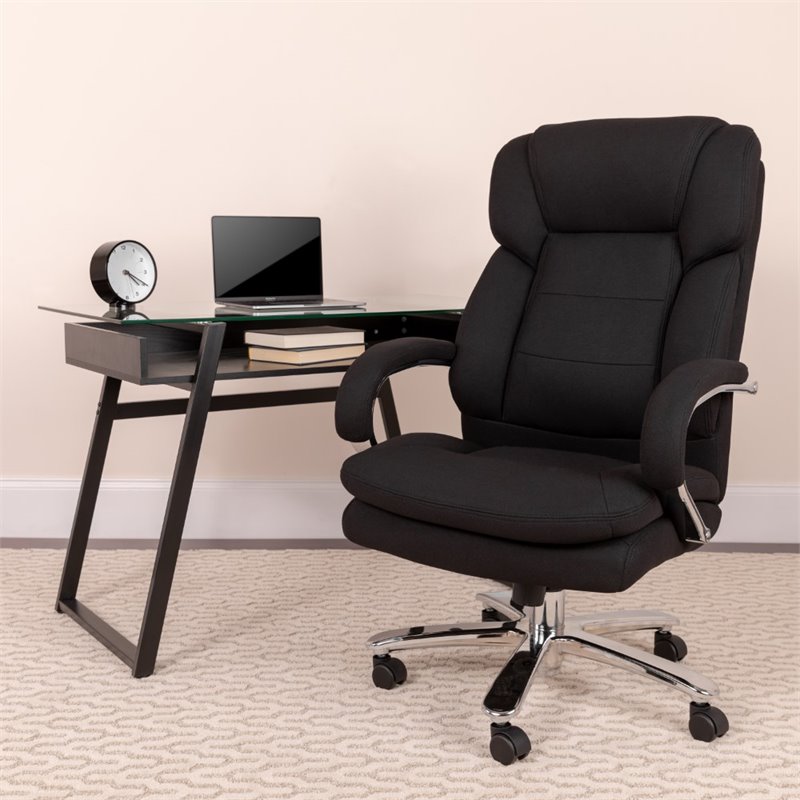 Pemberly Row Big and Tall Fabric Swivel Office Chair in Black