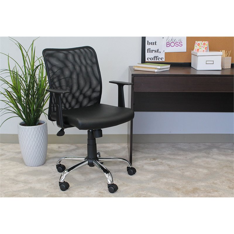 Pemberly Row Contemporary Mesh Back Swivel Task Chair in Black