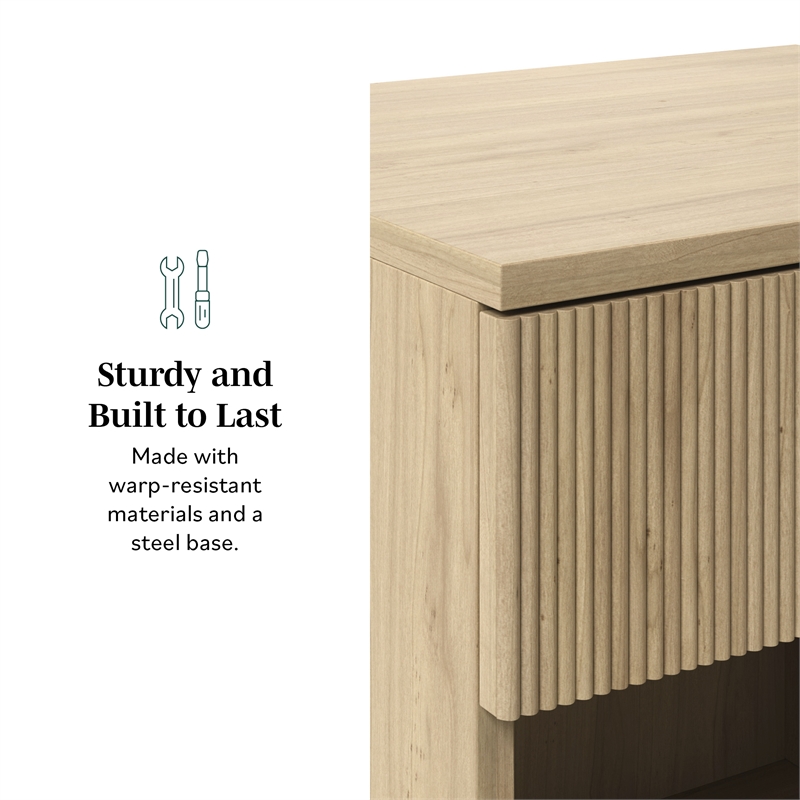 Pemberly Row Reeded 1-Drawer Modern Wood Nightstand in Coastal Oak