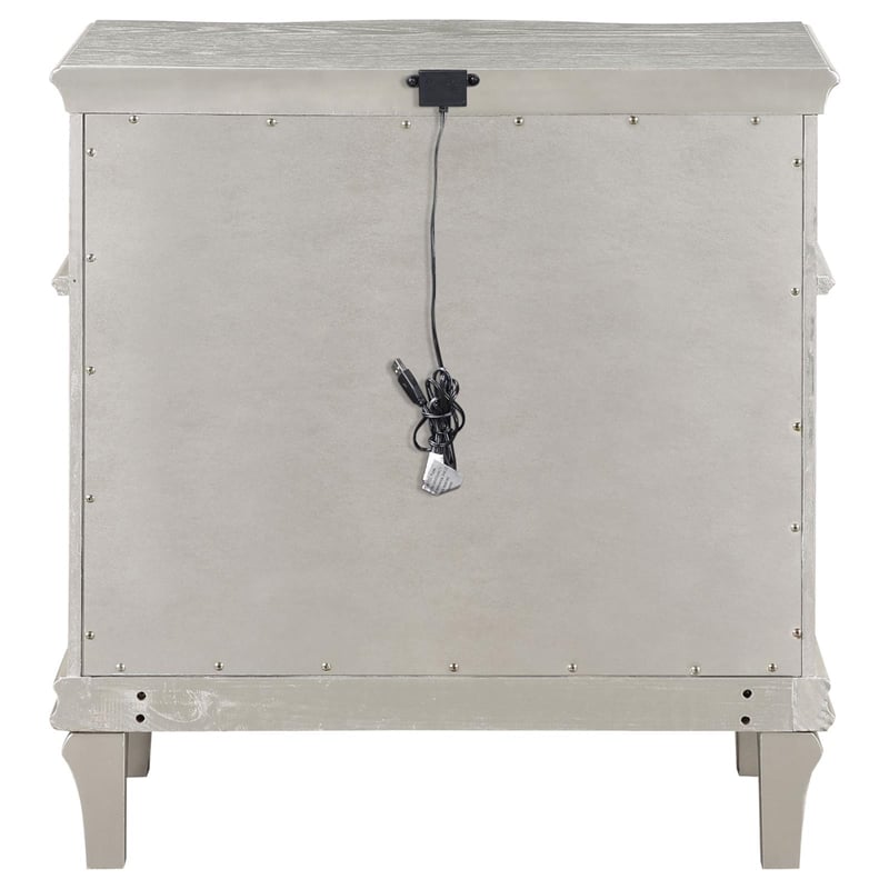 Pemberly Row 3-Drawer Contemporary Wood Nightstand Silver Oak