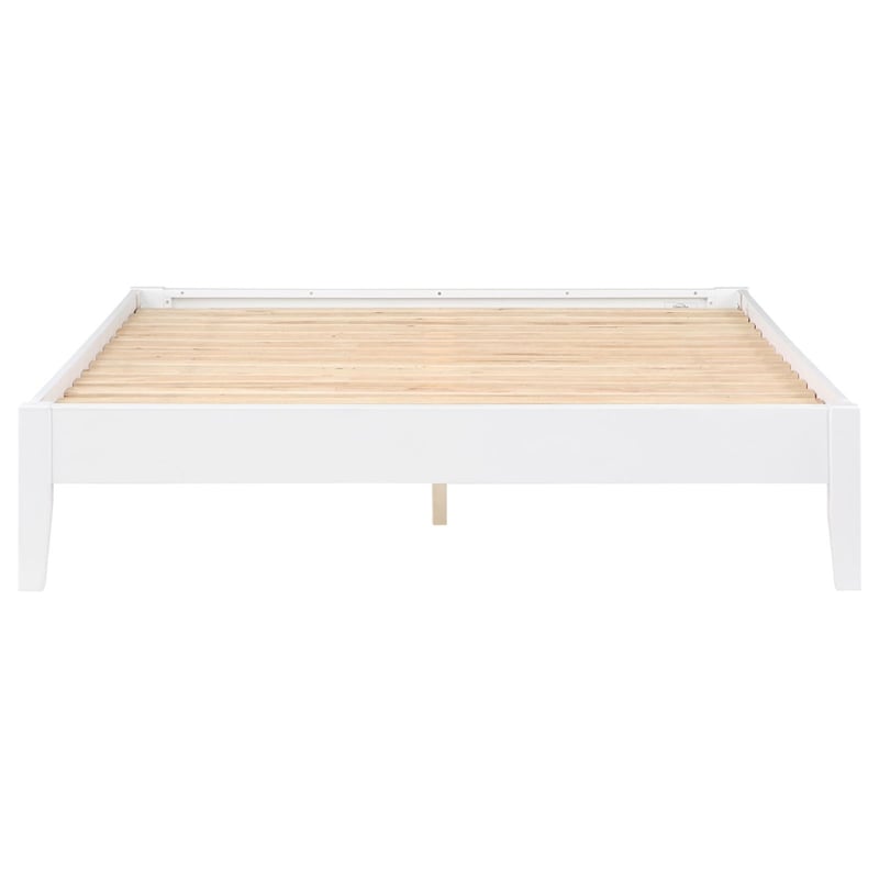 Pemberly Row Contemporary Wood Platform Queen Bed in in White