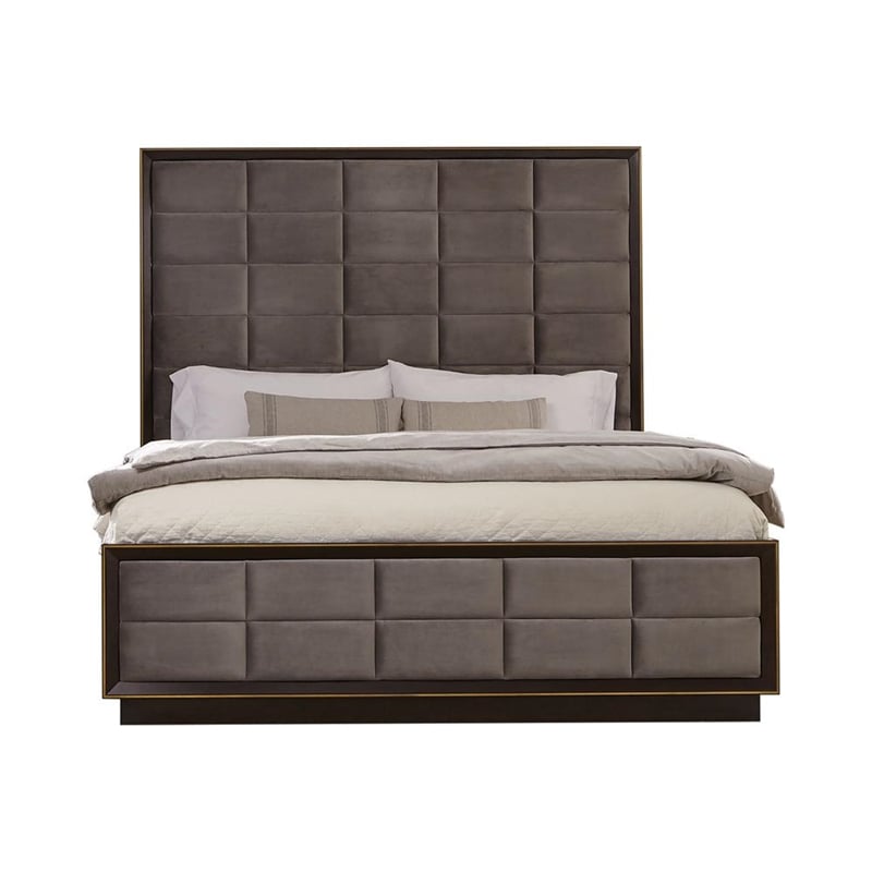 Pemberly Row 5-piece Wood California King Panel Bedroom Set in Brown and Gray