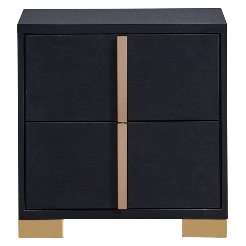 Pemberly Row 4-piece Contemporary Wood Eastern King Bedroom Set Black and Gold