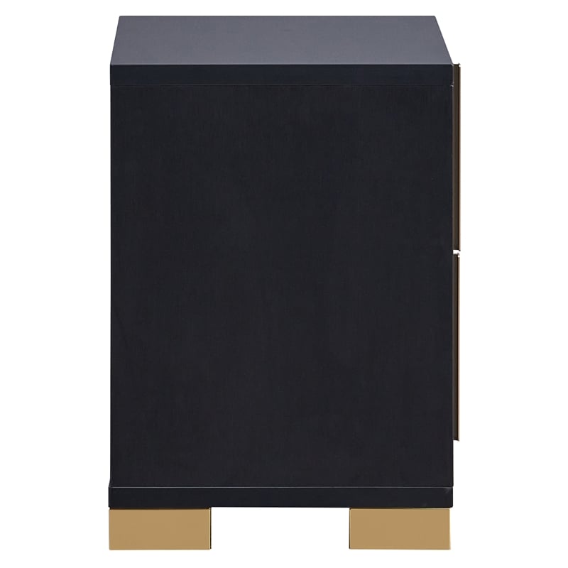 Pemberly Row 5-piece Contemporary Wood Eastern King Bedroom Set Black and Gold