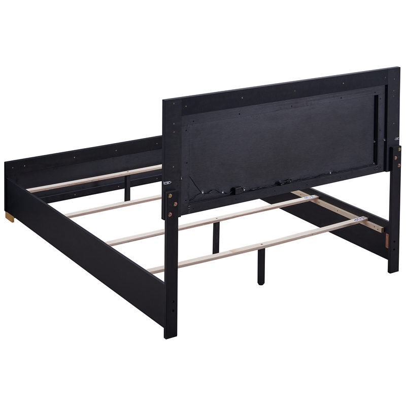 Pemberly Row 5-piece Contemporary Wood Full Bedroom Set Black and Gold