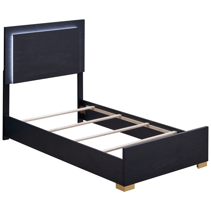 Pemberly Row 4-piece Contemporary Wood Twin Bedroom Set Black and Gold