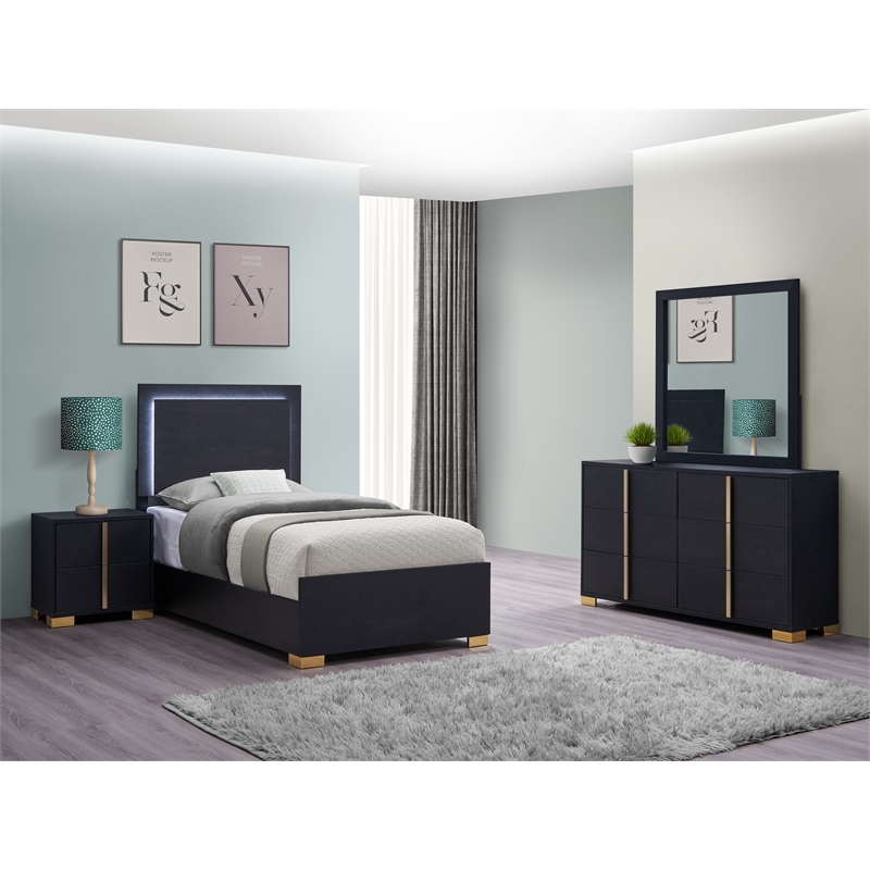 Pemberly Row 4-piece Contemporary Wood Twin Bedroom Set Black and Gold